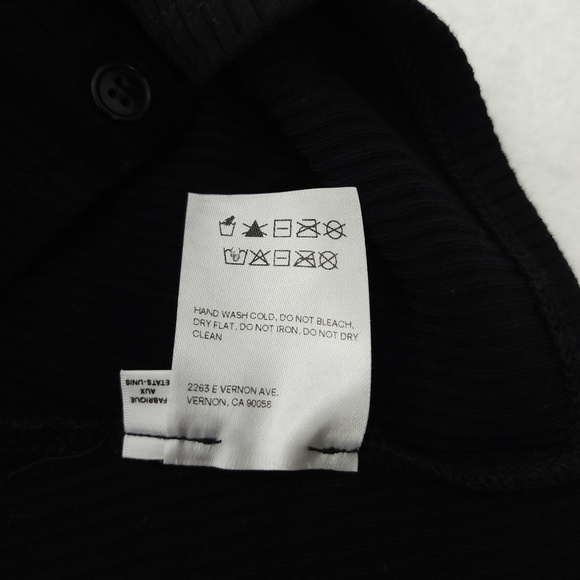 Reformation Black Ribbed Crop Top - Picture 6 of 8